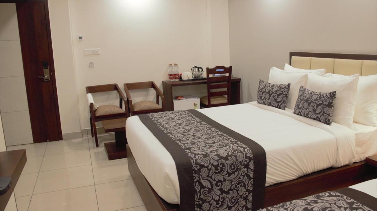 Pride Biznotel Canopus, Digha Digha  Exterior photo
