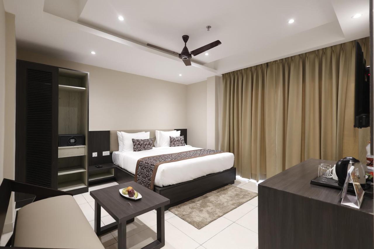 Pride Biznotel Canopus, Digha Digha  Exterior photo