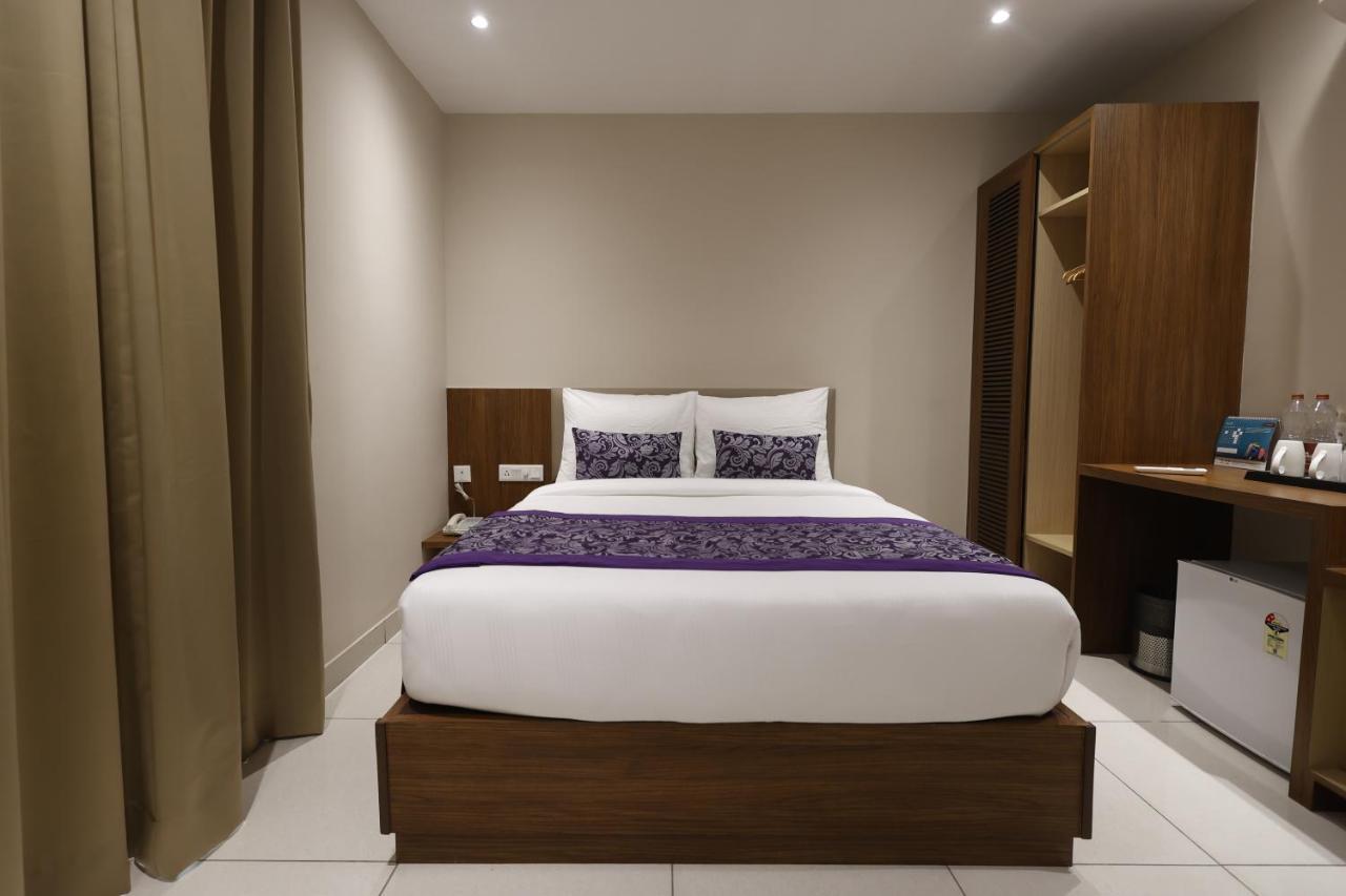 Pride Biznotel Canopus, Digha Digha  Exterior photo
