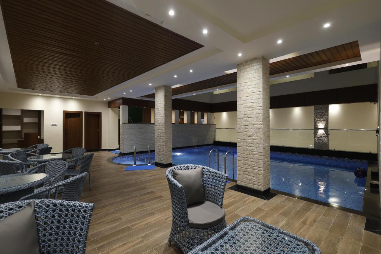 Pride Biznotel Canopus, Digha Digha  Exterior photo